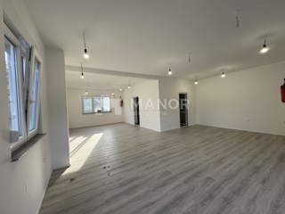 Commerciale Saršoni, Viškovo, 74m2