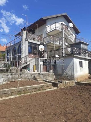 Casa Grbci, Rijeka, 350m2
