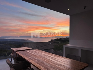 HRELJIN – Villa moderna con vista mare