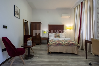 RIJEKA, SUŠAK – Opportunità d'investimento! Appartamento lussuosamente arredato con 5 monolocali – 144 m², vicino al centro, affitto turistico consolidato.