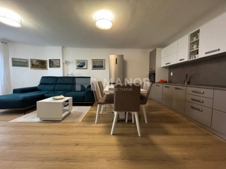 Appartamento Bulevard, Rijeka, 90m2
