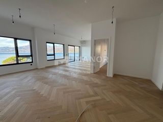 Appartamento Bivio, Rijeka, 121m2
