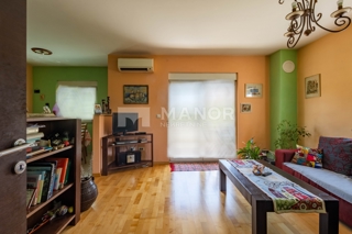 Appartamento Zamet, Rijeka, 77m2