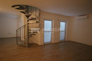 Appartamento Malinska, Malinska-Dubašnica, 73,52m2