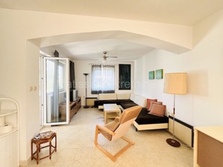 Ližnjan - Bellissimo appartamento con terrazza e giardino, immerso nel verde