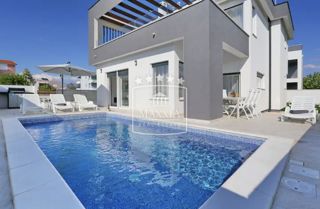 Casa Zaton, Nin, 203m2