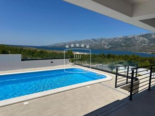 Casa Rovanjska, Jasenice, 268m2