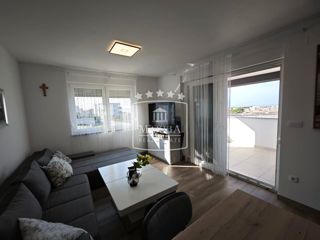 Appartamento Povljana, 125,52m2