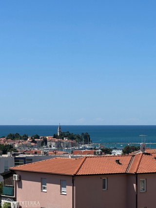 Appartamento con due camere da letto con splendida vista mare, Cittanova, Istria