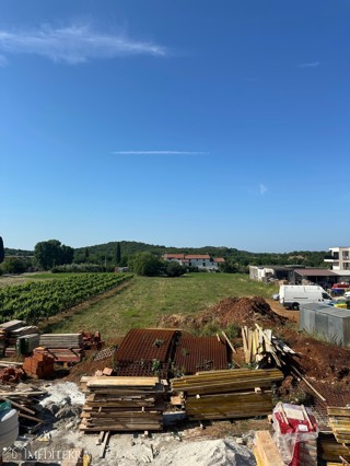 Casa a schiera con tre camere da letto e giardino privato, Parenzo, Istria