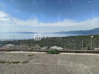 Locale commerciale Škurinje, Rijeka, 56,54m2