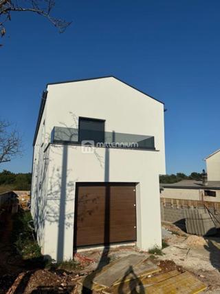 Casa Režanci, Svetvinčenat, 160m2