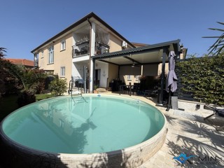 Appartamento con piscina riscaldata a Novigrad