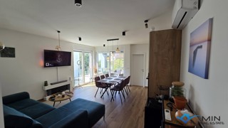 Moderno appartamento con vista mare a Cittanova