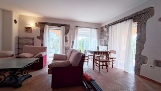 Appartamento/appartamento Kornić, Krk, 85m2