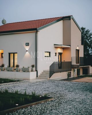 Casa Tinjan, 200m2