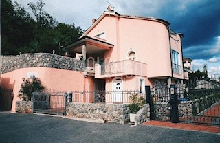 Casa Ičići, Opatija - Okolica, 370m2