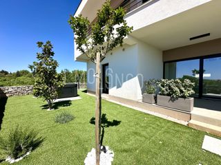 Casa Kornić, Krk, 198m2