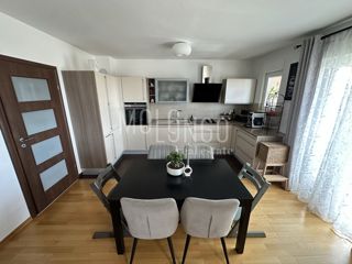 Appartamento/appartamento Viškovo, 94m2