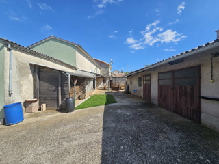 Istria, Gimino, dintorni, vecchia casa con servizi aggiuntivi