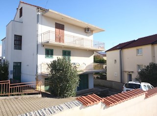 Vodice, casa indipendente con giardino