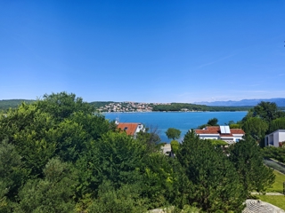 ISOLA DI KRK, SOLINE - Appartamento con vista sul mare aperto