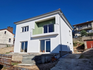RIJEKA, VOJAK - Casa con due appartamenti in fase di costruzione