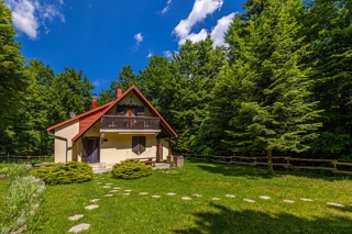 GORSKI KOTAR, LIČ - Casa isolata circondata dal bosco