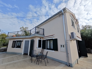 ISOLA DI KRK, DOBRINJ - Casa indipendente con vista mare