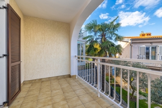 ISOLA DI KRK, MALINSKA - Appartamento prima fila al mare con posto auto