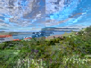 Terreno edificabile a Mastrinka