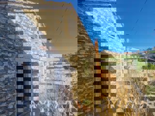 Casa in pietra nel cuore di Vrboska