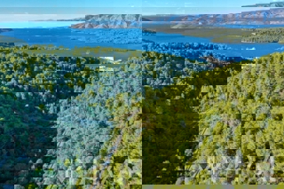 Terreno agricolo vicino al porto dei traghetti