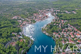 Casa in pietra a Vrboska