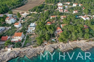 Casa a Zavala con vista sul mare