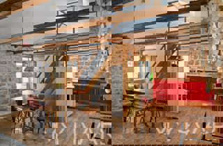 Casa in pietra nel cuore della Città Vecchia