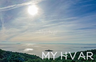 Terreno edificabile nella città di Hvar