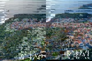 Terreno edificabile nella città di Hvar