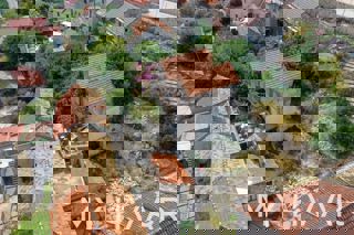 Casa nascosta nell'Upper Pitve