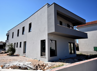 Žaborić - **NOVOGRADNJA** S1 dvojna kuća 70m od mora