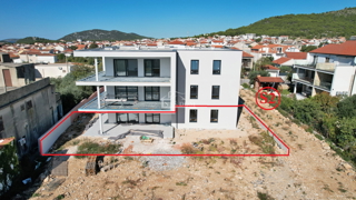 Tribunj - Appartamento di lusso trilocale S2 con giardino, a soli 250 m dalla spiaggia