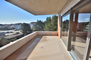 Vodice, SRIMA B - Appartamento S7 con tre camere da letto, secondo piano, a 300 m dalla spiaggia