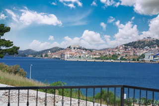Šibenik, Mandalina - casa bifamiliare con vista mare