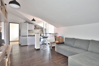 Vodice - due appartamenti, alto sottotetto