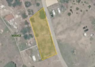Vodice - terreno a 50 m dalla spiaggia, zona R2