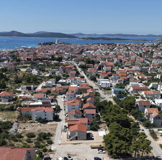 Vodice - terreno edificabile 1256 m2