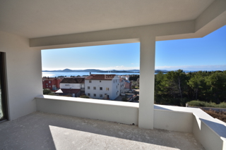 Vodice - Appartamento di lusso S7 con tre camere da letto, vista mare, primo piano