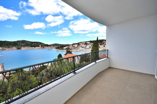 Tisno - **NUOVA COSTRUZIONE** Appartamento S4 con vista mare