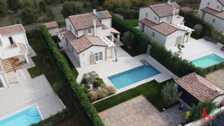 Istria, villa moderna con piscina vicino a Parenzo, #vendita