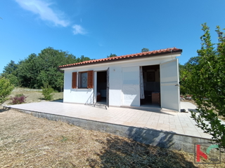ISTRA, ZONA ROVINJA, CASA VACANZE CON AMPIO TERRENO, #VENDITA